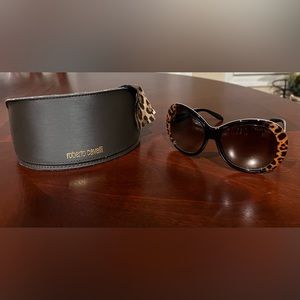 ROBERTO CAVALLI (EUC) sunglasses